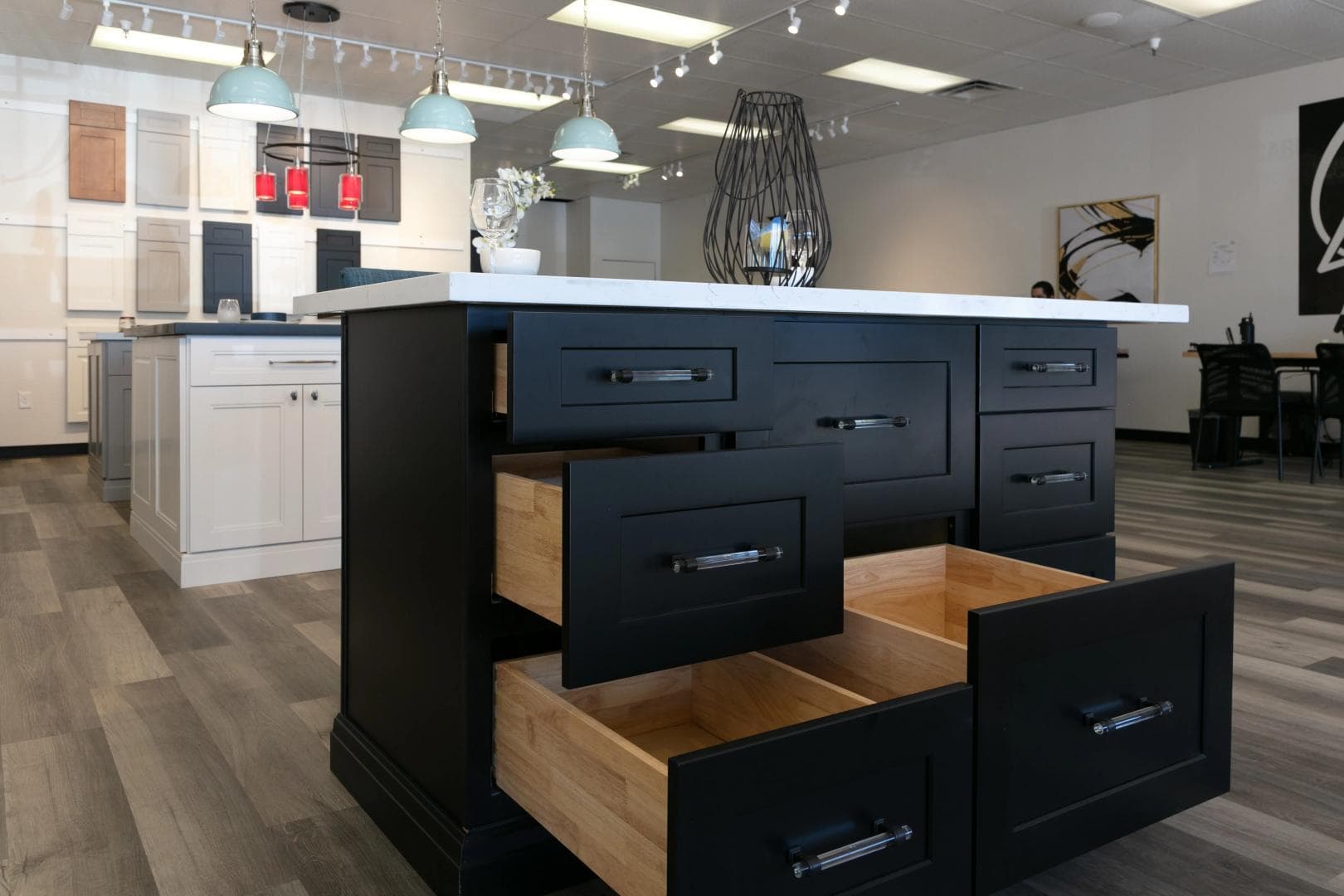 Cabinets4Less showroom gallery 5